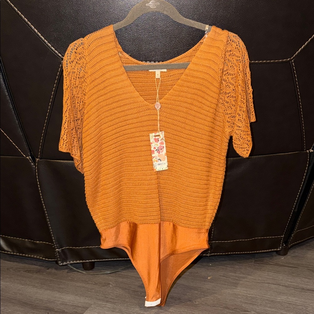 Gimmicks by BKE Orange Knit V-Neck Bodysuit